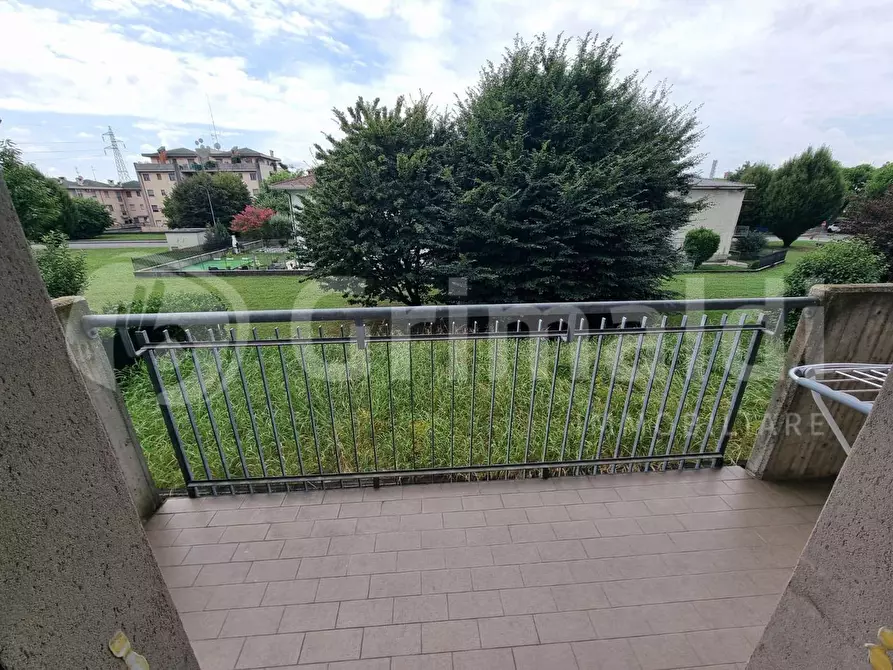 Immagine 1 di Appartamento in vendita  in Via Brigata Alpina Orobica, 2 a Dalmine