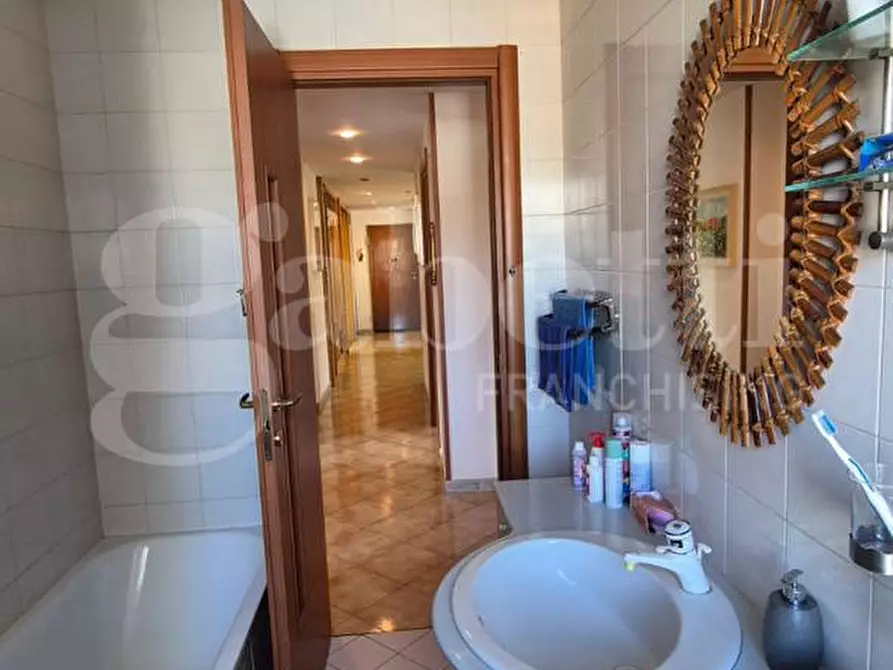 Immagine 40 di Appartamento in vendita  in Via Caravelli, 46/A a Torre Annunziata