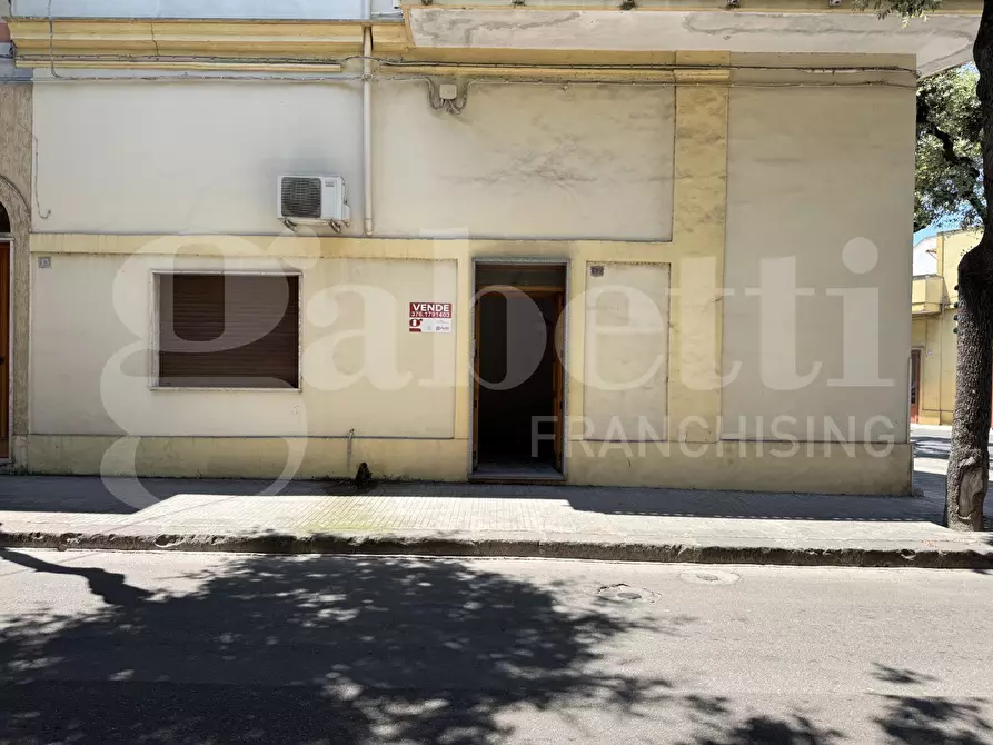 Immagine 1 di Casa indipendente in vendita  in Via Vittorio Emanuele II, 17 a Nardo'
