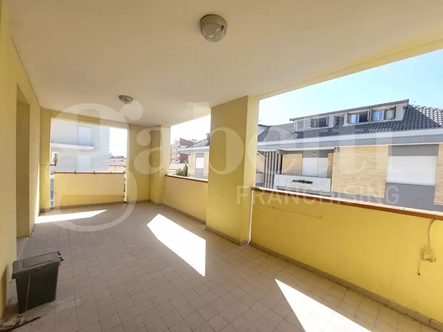 Immagine 40 di Palazzo in vendita  in Via Cesare Battisti, 163 a Alba Adriatica