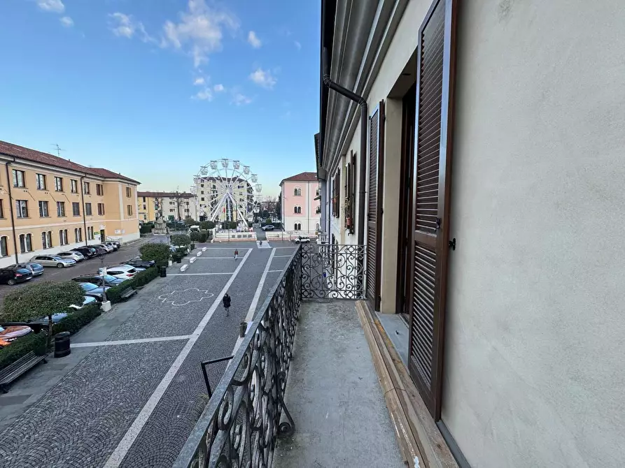 Immagine 16 di Appartamento in vendita  in Piazza Martiri della libertÃ , 35 a Chiari