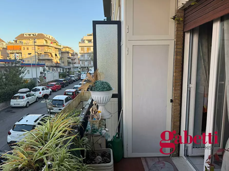 Immagine 5 di Appartamento in vendita  in Via Casimiro Mondino, 7 a Roma
