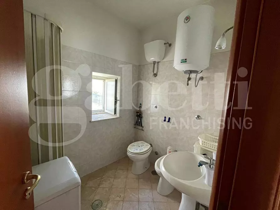 Immagine 18 di Appartamento in vendita  in Via Sant'Agostino, 19 a Gaeta