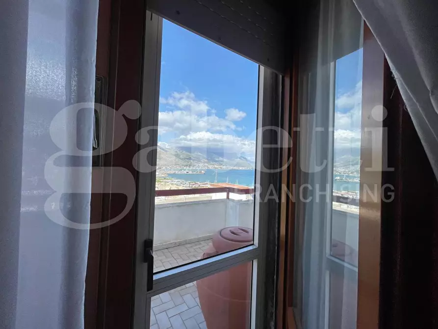 Immagine 14 di Appartamento in vendita  in Via Oceania, 30 a Gaeta