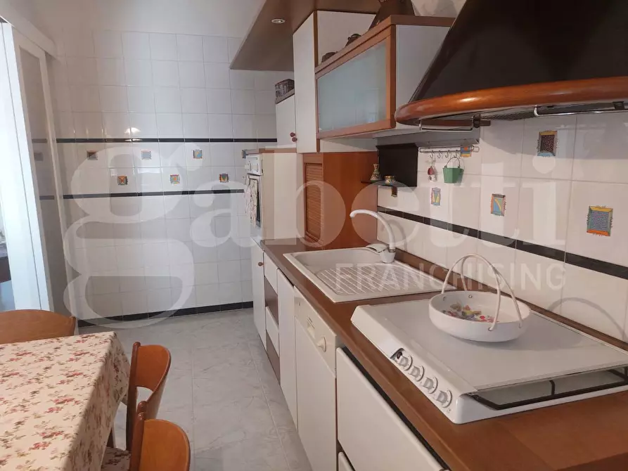 Immagine 21 di Villetta a schiera in vendita  in Piazzale DELLA LIBERAZIONE, 30 a Taranto