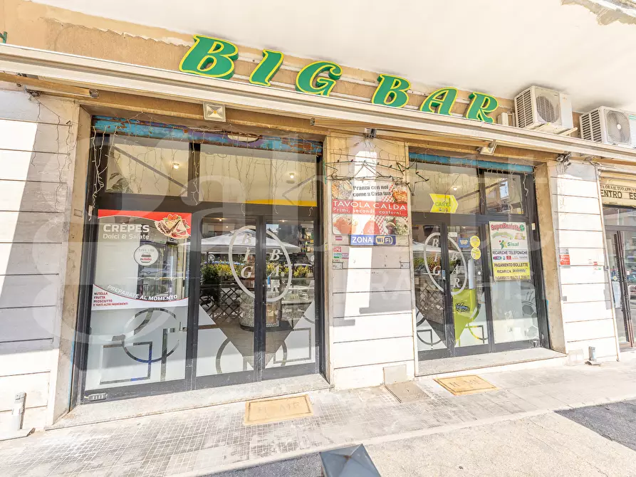 Immagine 9 di Bar / Ristorante in vendita  in Via Cogoleto a Roma