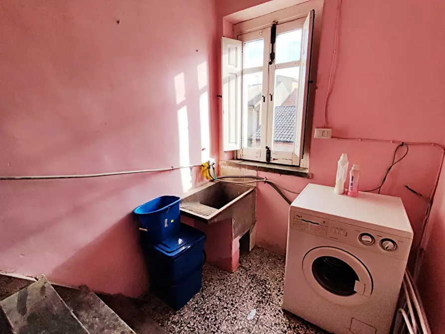 Immagine 11 di Appartamento in vendita  in Via Milano, 78/80 a Girifalco