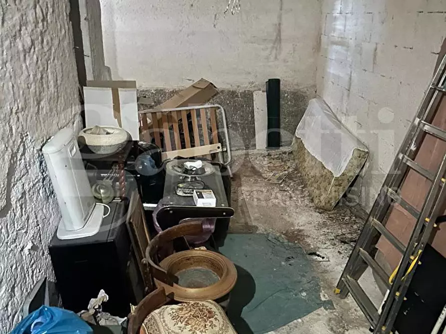 Immagine 22 di Casa indipendente in vendita  in Vico Nizza a Ostuni