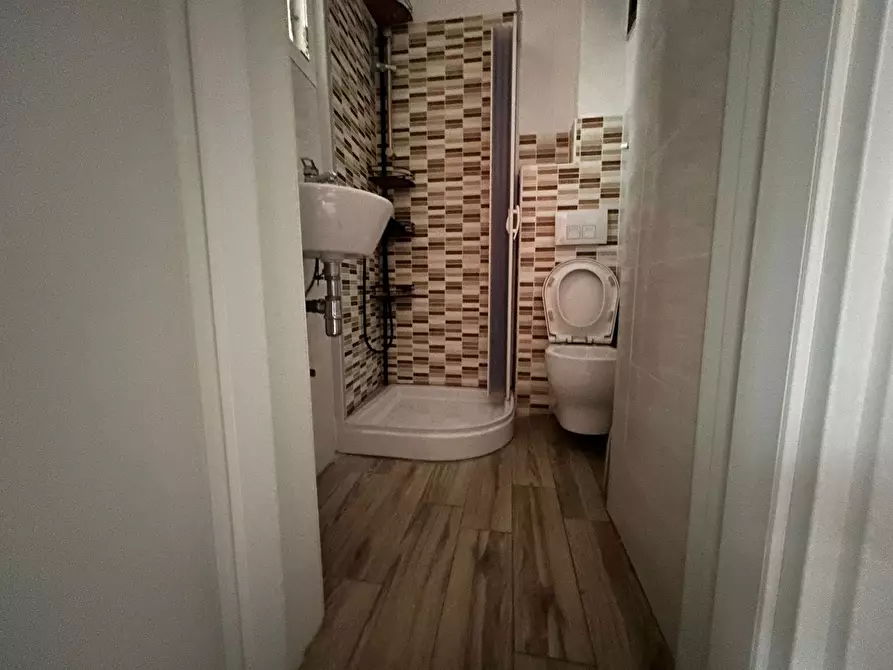 Immagine 13 di Appartamento in vendita  in Via rione, 8 a Reggio Nell'emilia