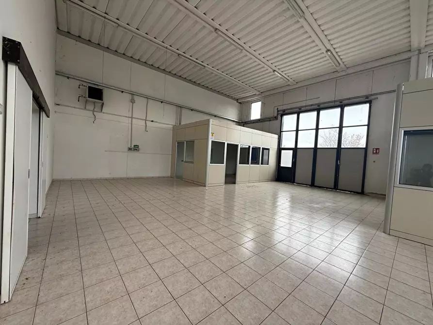 Immagine 13 di Capannone industriale in vendita  in Via camillo bozza, 8 a Corciano