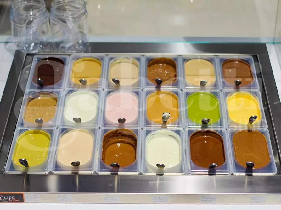 Immagine 3 di Laboratorio in vendita  in Via LUNGOMARE ANDREA DORIA, 68 a Ragusa