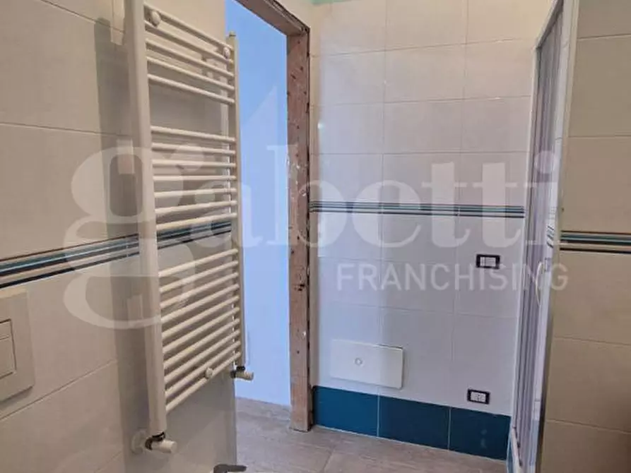 Immagine 19 di Casa indipendente in vendita  in Via Mazzini, 3 a Boscotrecase