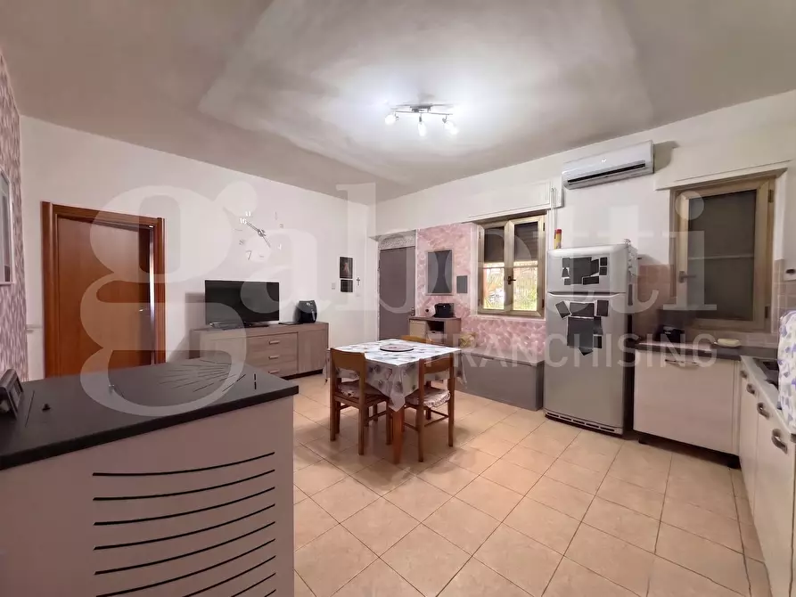 Immagine 4 di Casa bifamiliare in vendita  in Via Corana, 70 a Cisterna Di Latina