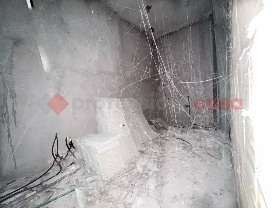 Immagine 16 di Negozio in vendita  in Via Marsicana, 51 a Pescorocchiano