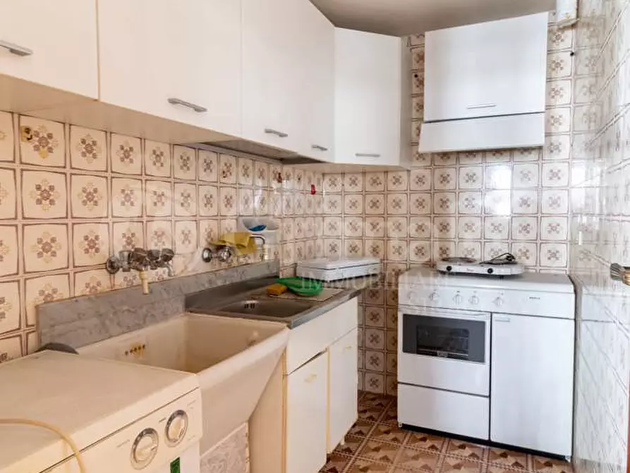 Immagine 6 di Casa indipendente in vendita  in Via Peschiera a Avola