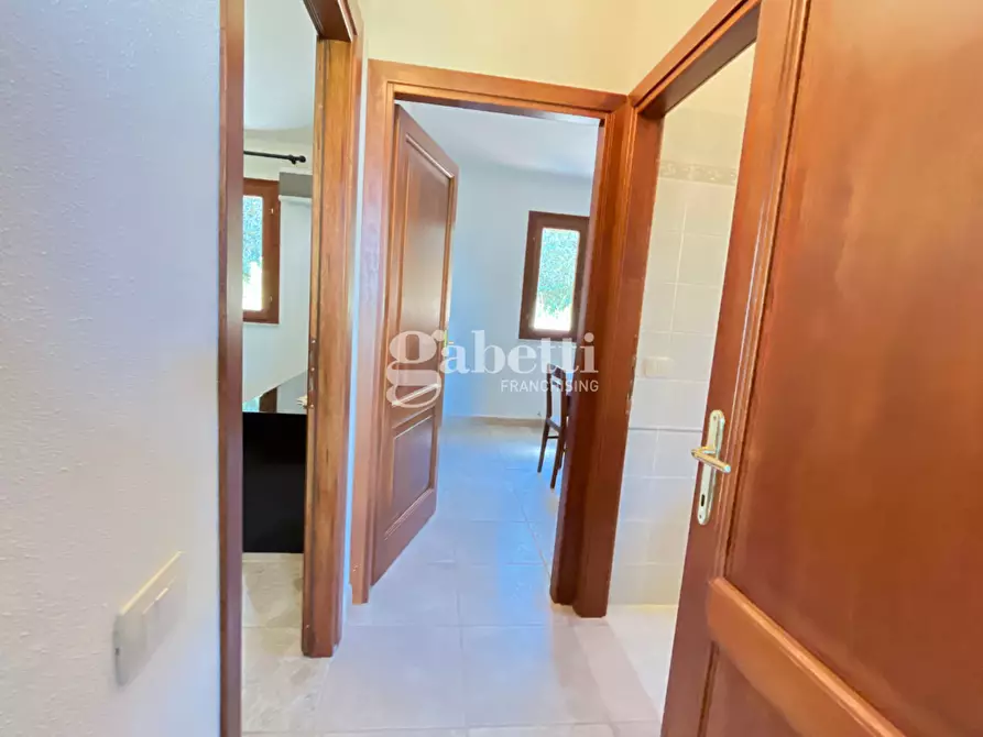 Immagine 11 di Villa in vendita  in Via Diomede, 13 a Budoni