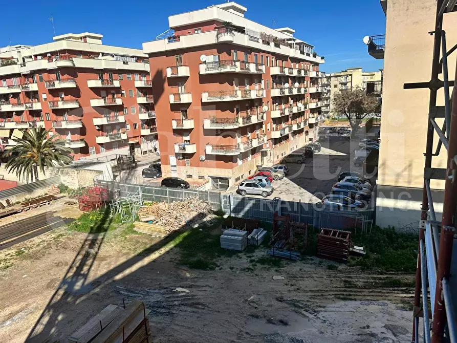 Immagine 8 di Appartamento in vendita  in Via Sandro Pertini a Trani