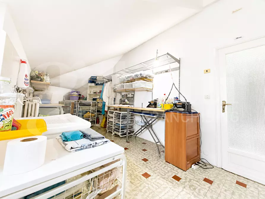 Immagine 27 di Casa bifamiliare in vendita  in Via STRADA MADDALENA, 102 a Moncalieri