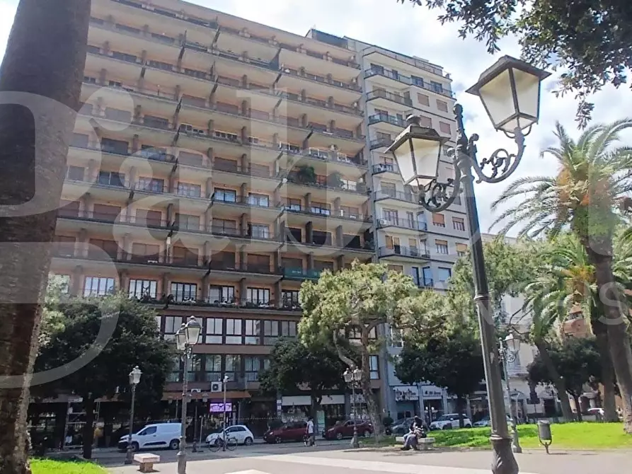 Immagine 1 di Ufficio in vendita  in Via D'AQUINO, 40 a Taranto