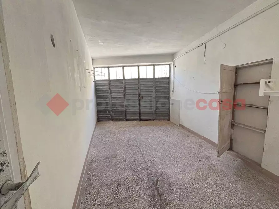 Immagine 19 di Casa indipendente in vendita  in Via Toti a Poggiardo