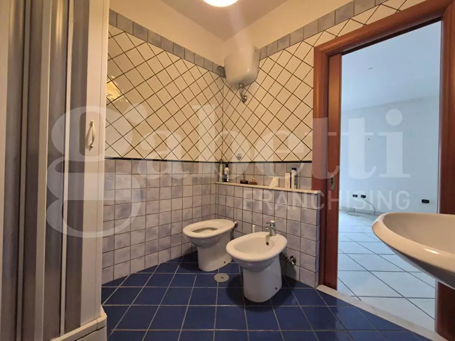 Immagine 42 di Appartamento in vendita  in Via GIOVANNI DE FALCO, 82 a Boscoreale