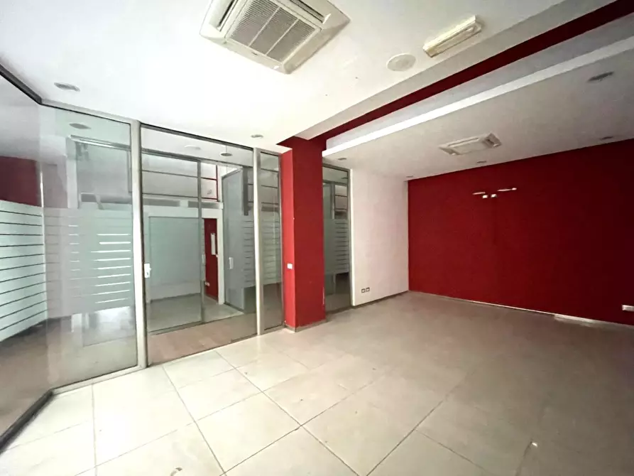 Immagine 3 di Ufficio in vendita  in Via Vann'AntÃ², 8 a Palermo