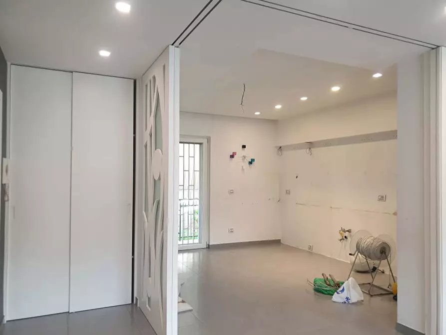 Immagine 2 di Appartamento in vendita  in Via G. FANELLI a Bari