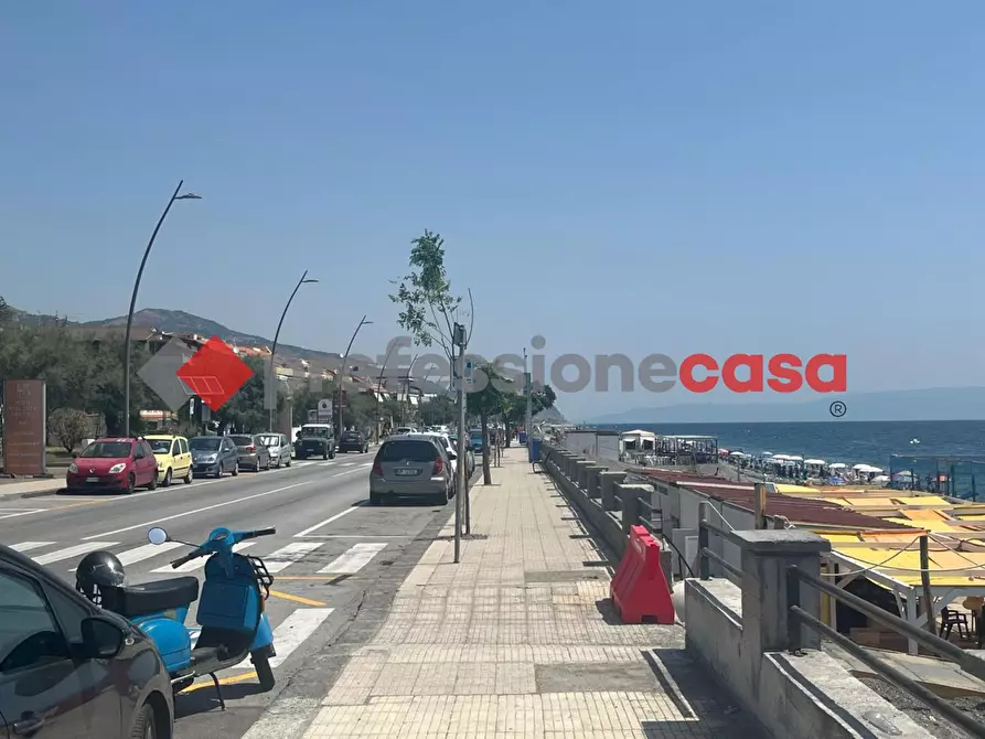 Immagine 29 di Appartamento in vendita  in Via Umberto, 93 a Roccalumera