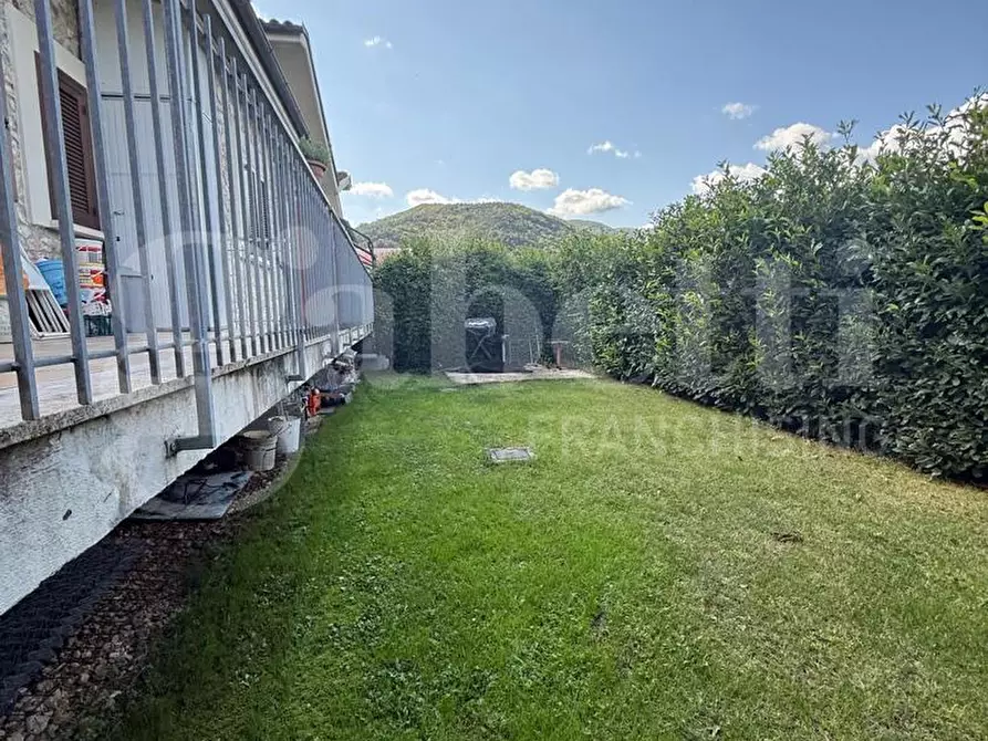 Immagine 7 di Casa bifamiliare in vendita  in Via turano, 71 a Contigliano