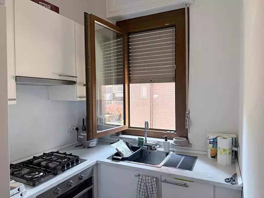 Immagine 4 di Appartamento in vendita  in Piazza Derna, 225 a Torino