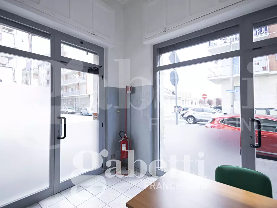 Immagine 11 di Negozio in vendita  in Via Vandalino, 142 a Torino