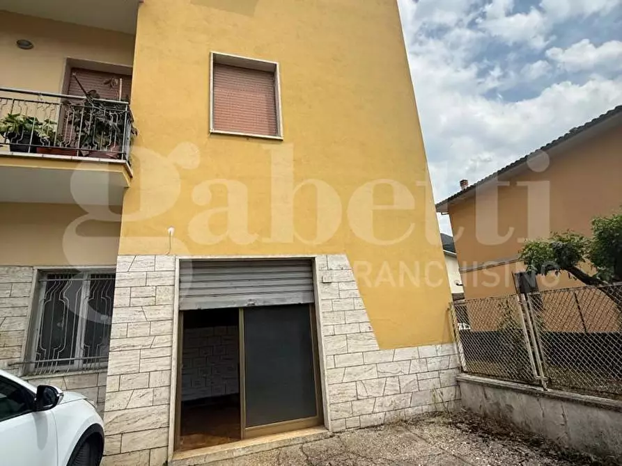 Immagine 1 di Box auto in affitto  in Via MASSIMO RINALDI, 66 a Rieti