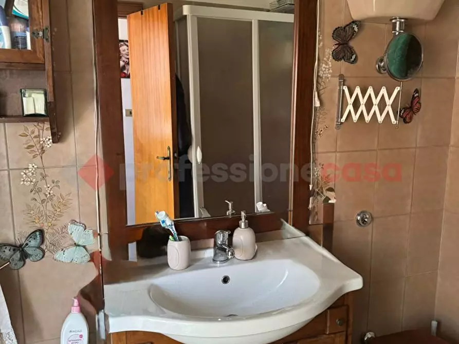 Immagine 17 di Casa indipendente in vendita  in Via MONTE BERTONE, 10 a Pescara