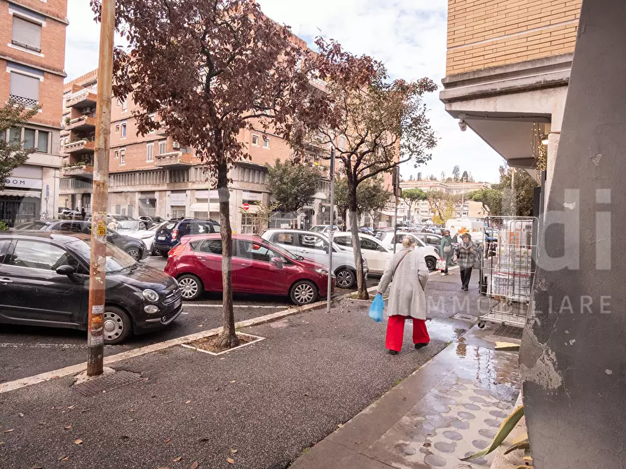 Immagine 31 di Appartamento in vendita  in Via Satolli, 45 a Roma