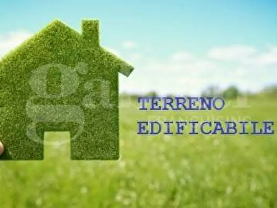 Immagine 1 di Terreno residenziale in vendita  in Via roma a Montesarchio