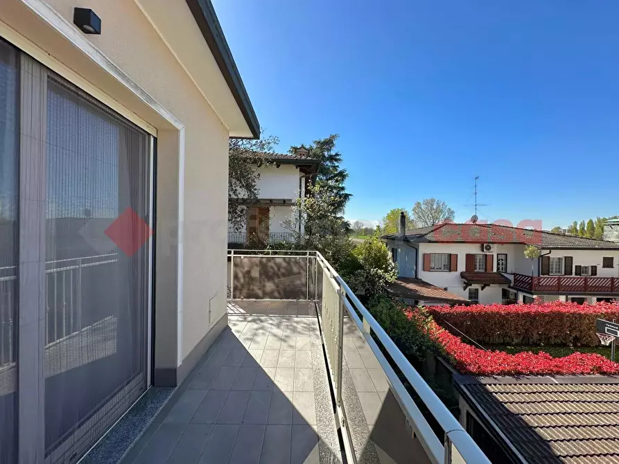Immagine 44 di Villa in vendita  in Via Delle Robinie a Opera