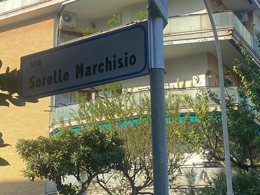 Immagine 5 di Appartamento in affitto  in Via Della Pineta Sacchetti, 100 a Roma