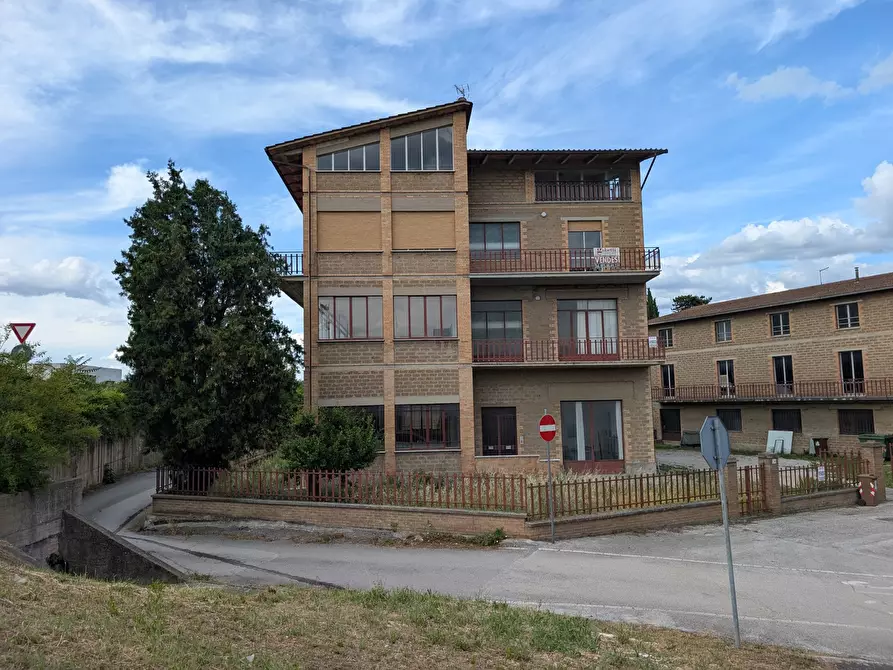 Immagine 2 di Appartamento in vendita  in Via G. MATTEOTTI, 32 a Deruta