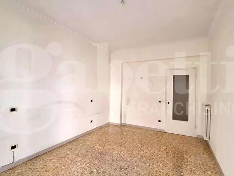 Immagine 13 di Appartamento in affitto  in Piazza Nazionale a Napoli