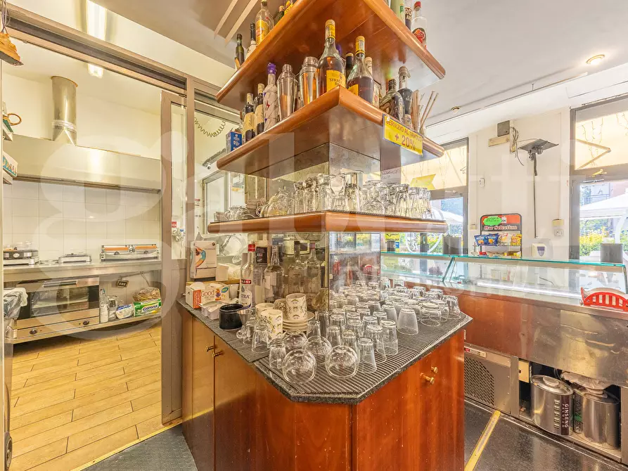Immagine 12 di Bar / Ristorante in vendita  in Via Cogoleto a Roma