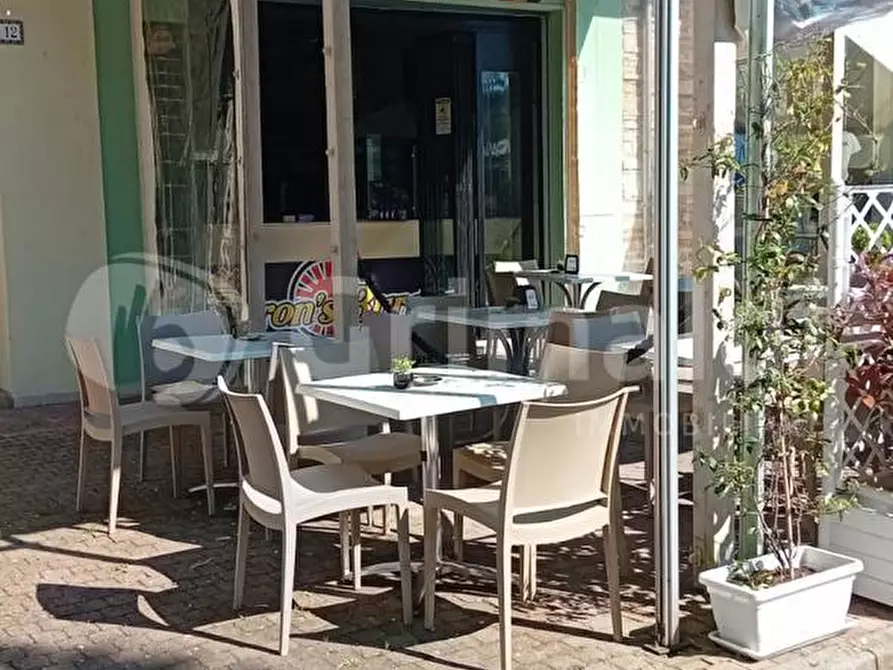 Immagine 6 di Attività commerciale in vendita  in Piazza napoli  milano marittima, 13 a Cervia