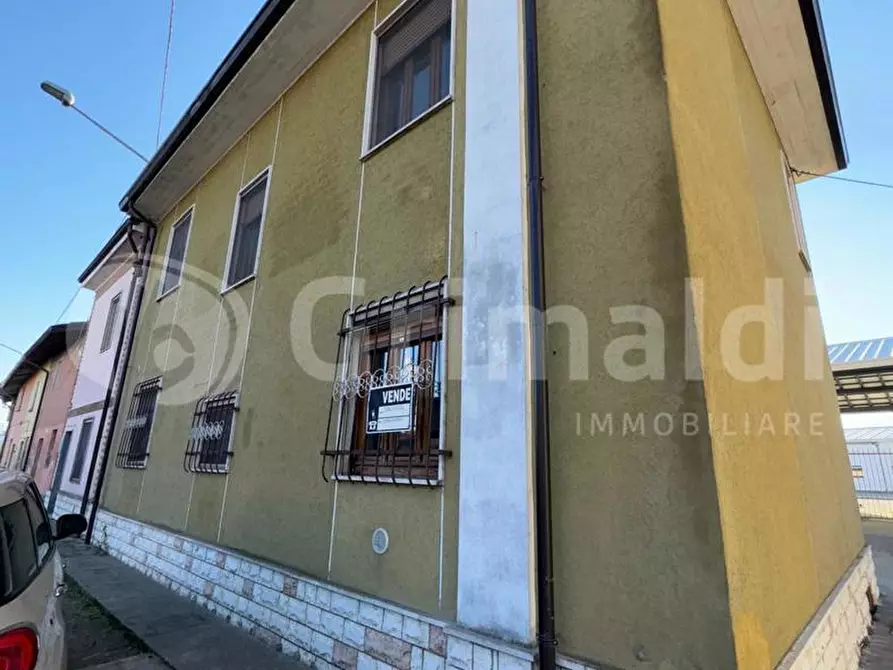 Immagine 34 di Terratetto in vendita  in Via ITALIA, SNC a Santa Cristina E Bissone