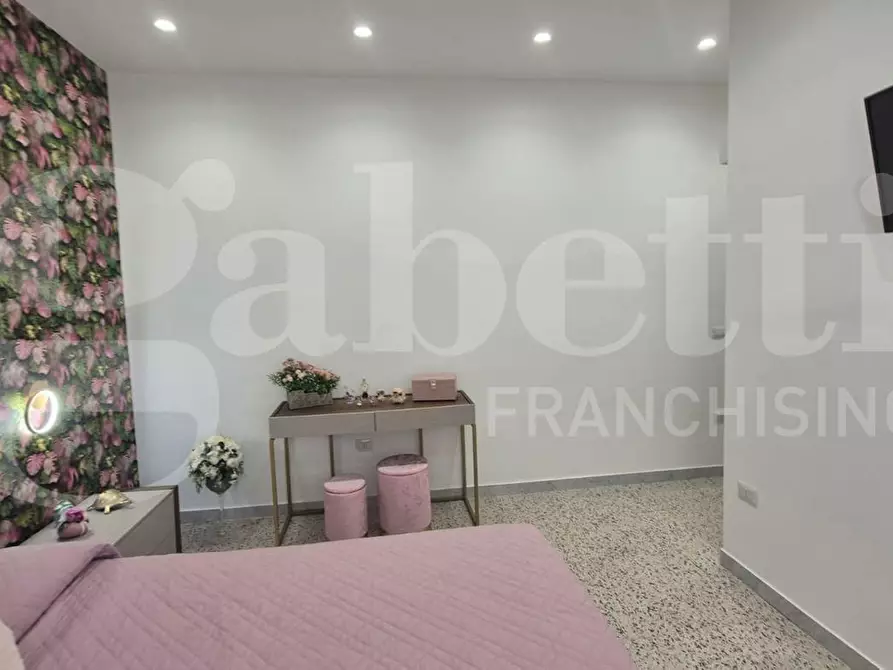 Immagine 27 di Appartamento in vendita  in Via DELLE IV GIORNATE, 37 a Torre Annunziata