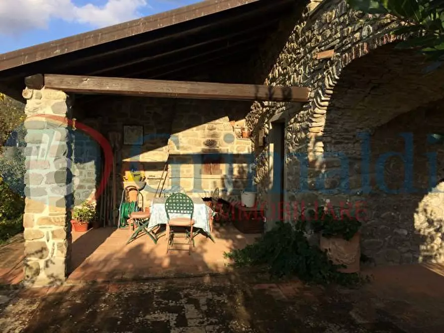 Immagine 15 di Rustico / casale in vendita  in Via Caprio, 1 a Filattiera