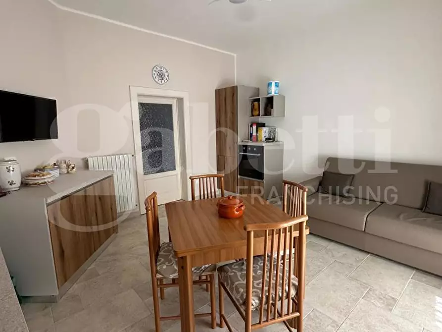 Immagine 9 di Appartamento in vendita  in Via Camillo Porzio a Ostuni