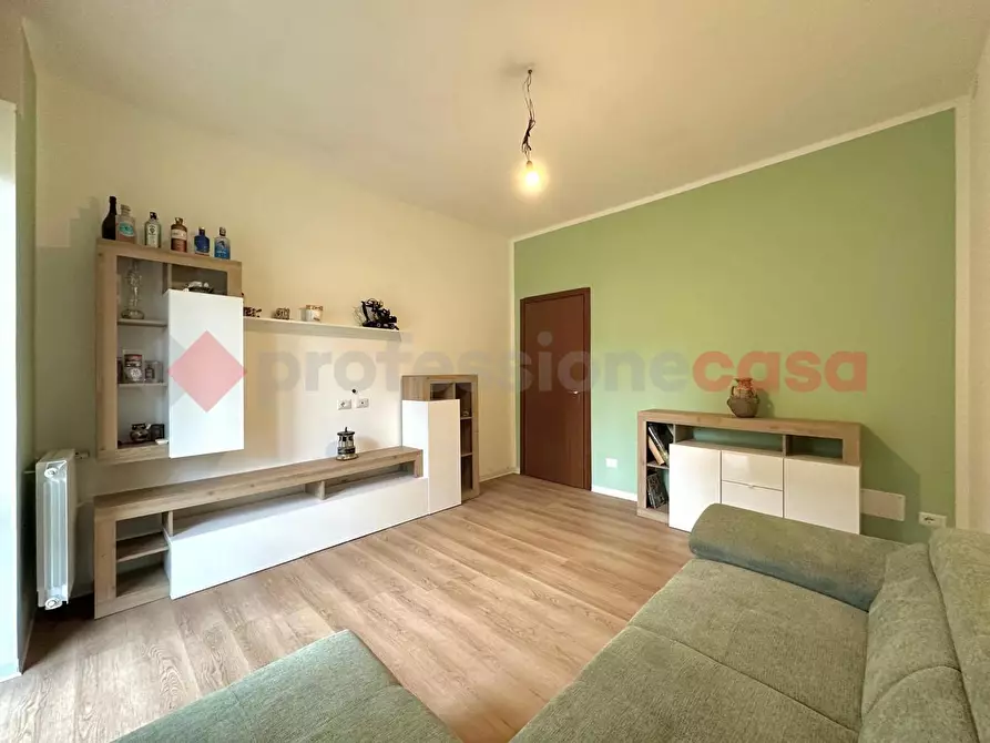 Immagine 16 di Appartamento in vendita  in Via Giuseppe Mazzini a Opera