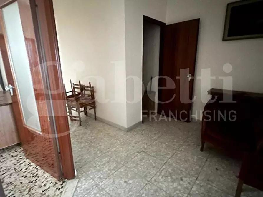 Immagine 9 di Appartamento in vendita  in Via Viterbo a Ostuni