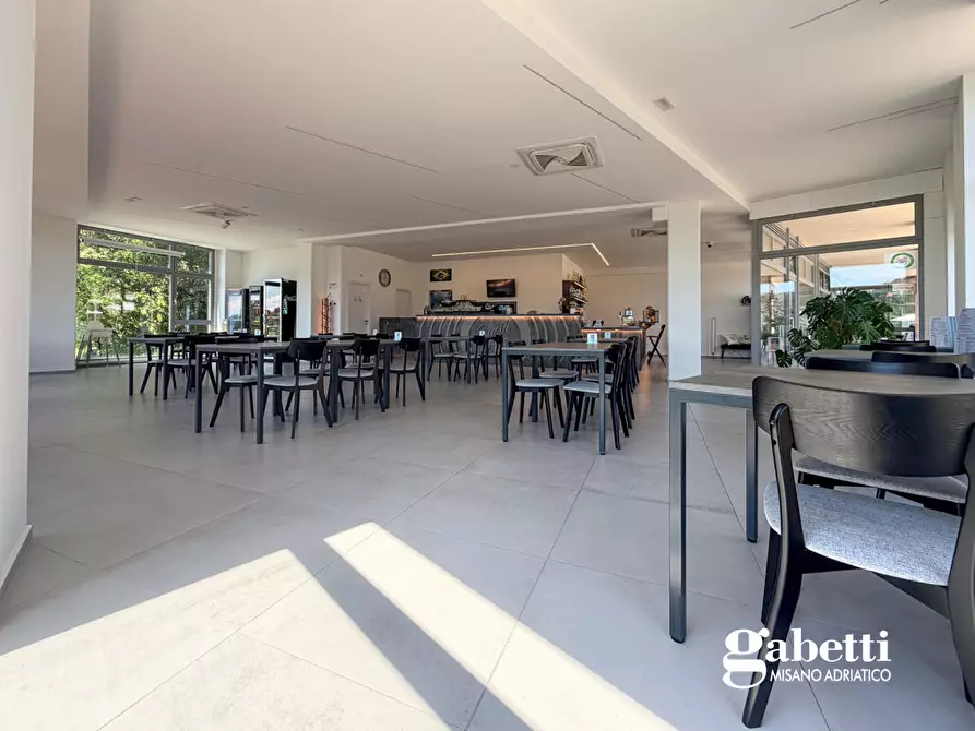 Immagine 19 di Bar / Ristorante in vendita  in Via Bocca Trabaria Sud, 2 a Urbino