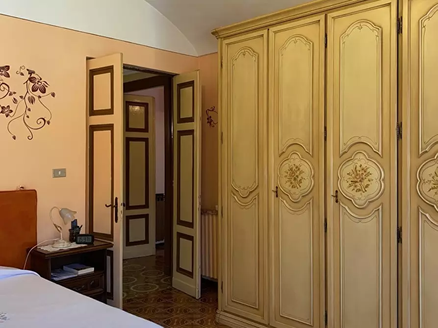 Immagine 29 di Palazzo in vendita  in Via Pinerolo Susa, 94 a Sangano