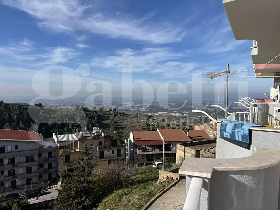 Immagine 10 di Appartamento in vendita  in Via Gulfi, 211 a Chiaramonte Gulfi